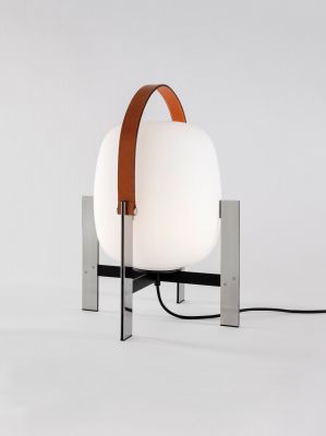 Cesta Metálica Tischleuchte mit Ledergriff Santa & Cole